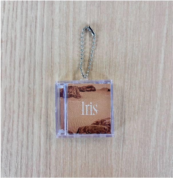 「Iris」ミュージックキーホルダー